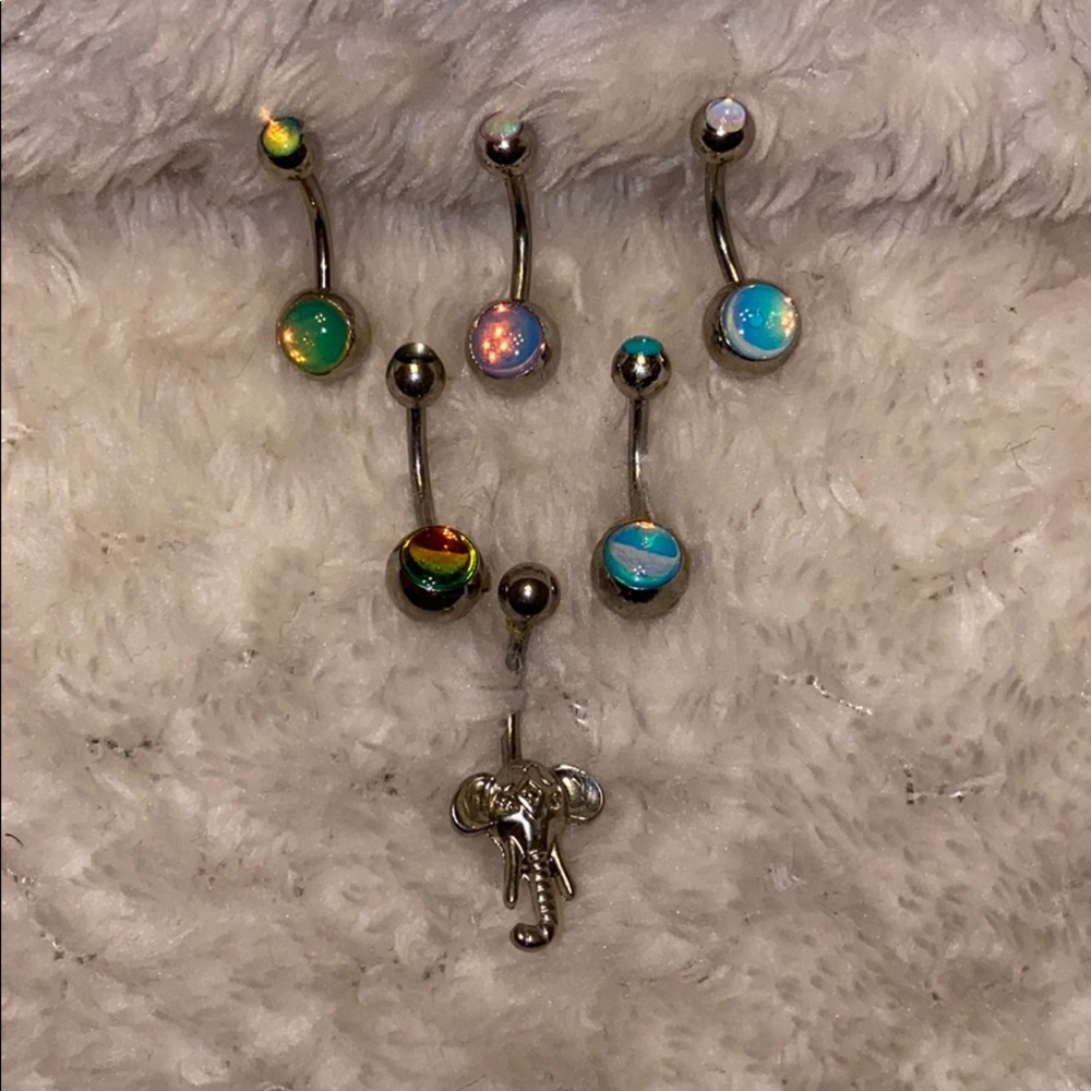 NEVER USED BELLY RINGS